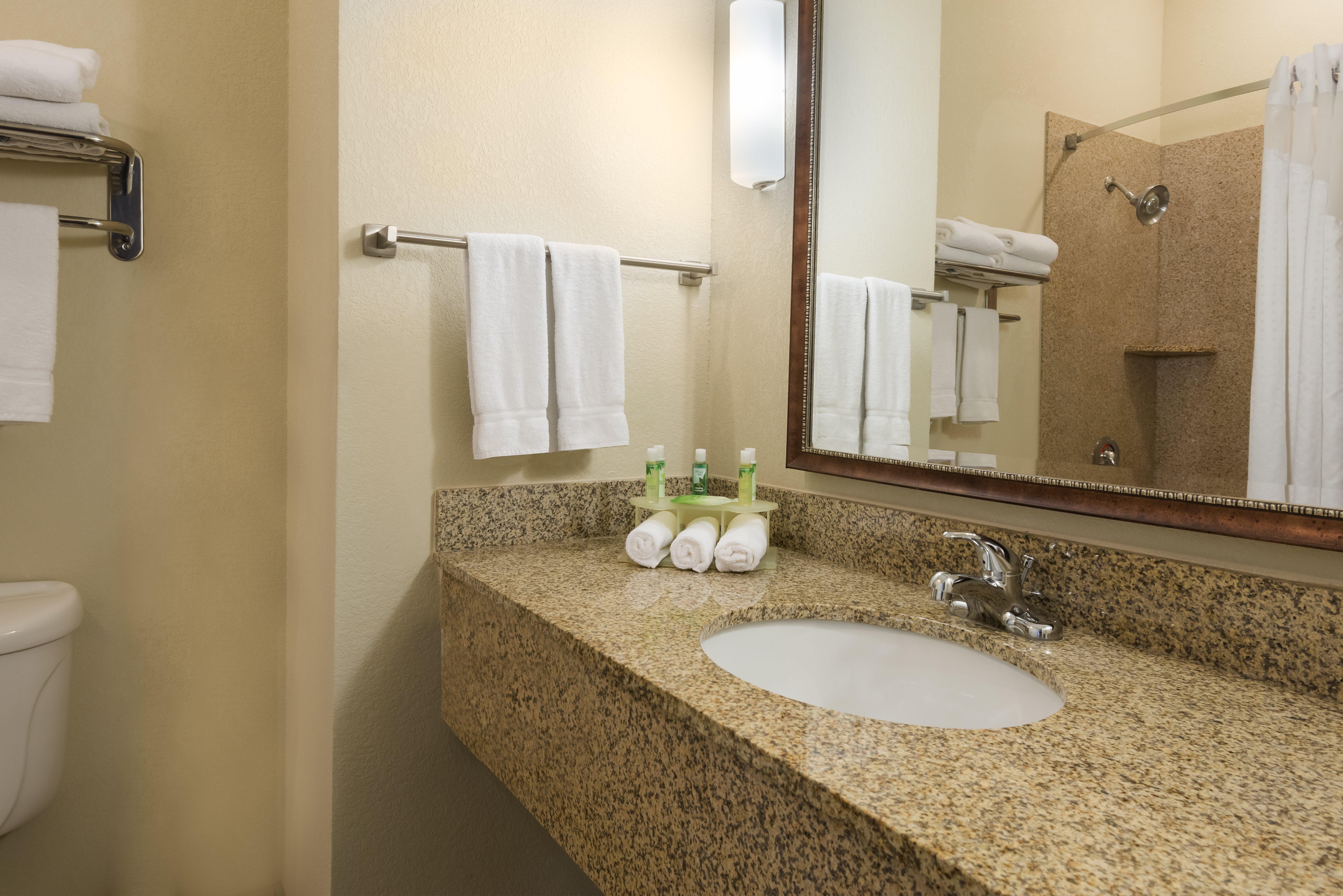 Holiday Inn Express Hotel & Suites New Iberia - Avery Island By Ihg Exterior foto